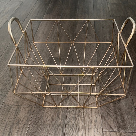 None Other - Gold and silver rustic like Wire Storage Basket